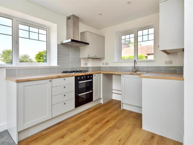 Flat for rent in Cross In Hand, East Sussex