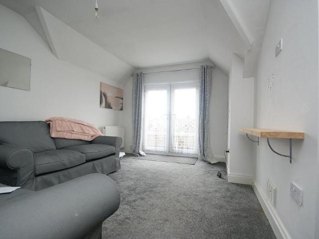 Apartment for rent in Cliftonville West, Acol