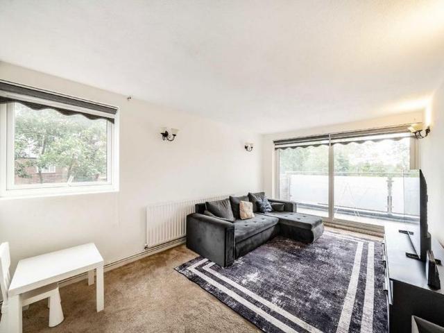 Apartment for rent in London Borough of Barnet, Greater London