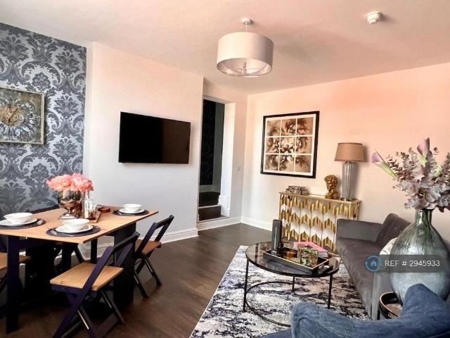 Apartment for rent in Allerton, Calderstones