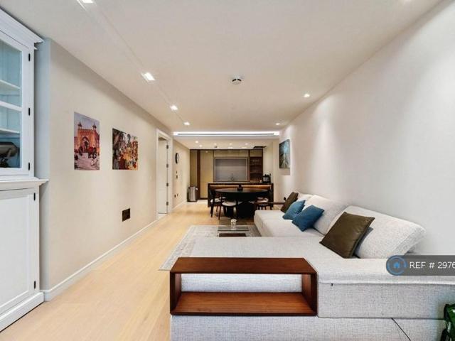 Apartment for rent in St Clement Danes, Greater London