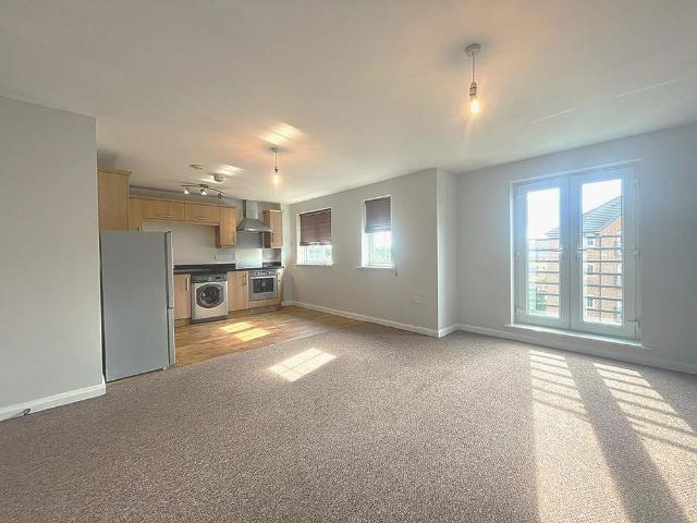 Apartment for rent in Thorpe, West Yorkshire