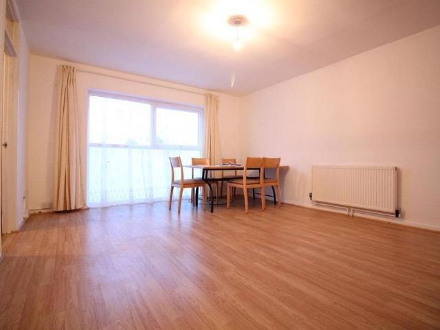 Apartment for rent in London Borough of Hounslow, Greater London