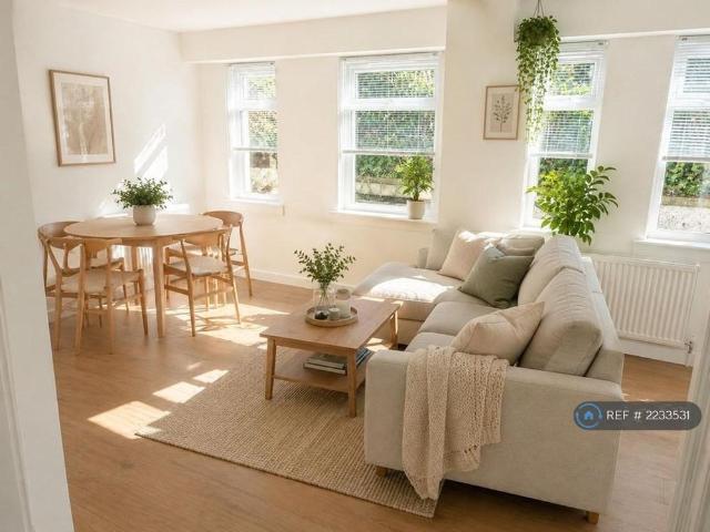 Apartment for rent in Dowanhill, Scotland