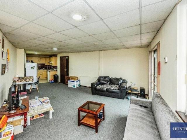 Apartment for rent in Woolshops, Calderdale