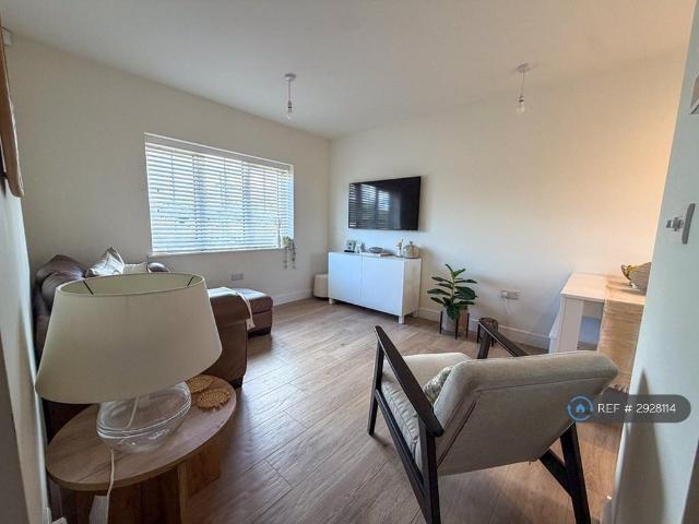 Flat for rent in Stanford On Avon, Leicestershire