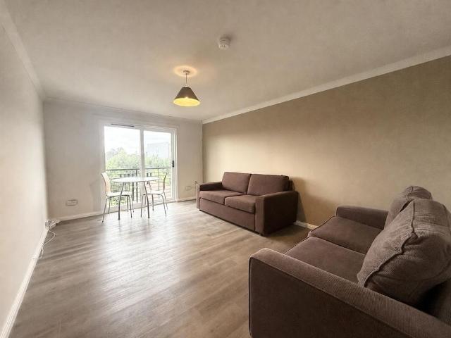 Apartment for rent in Hillhead, Scotland