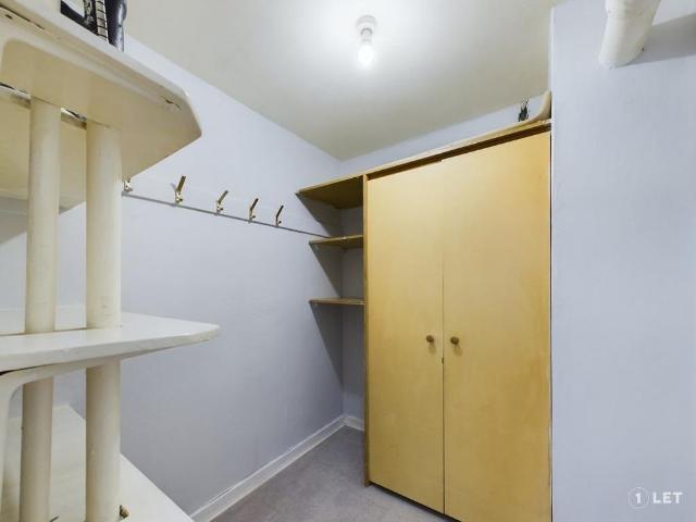 Apartment for rent in Stenhouse, Scotland
