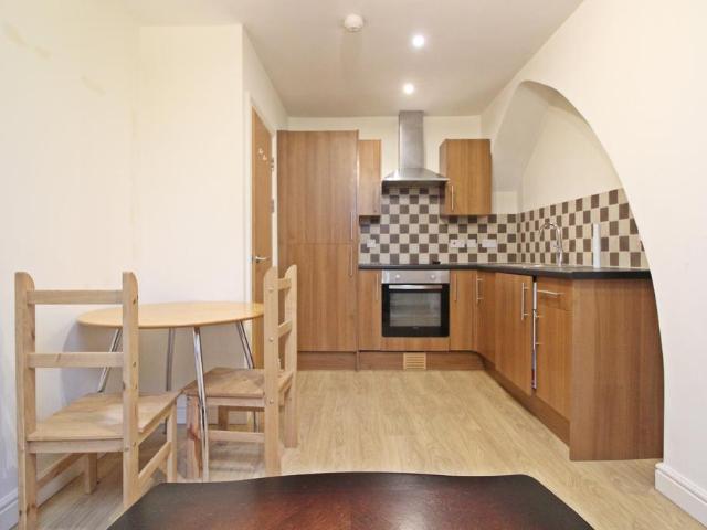 Flat for rent in Stow Hill, Wales