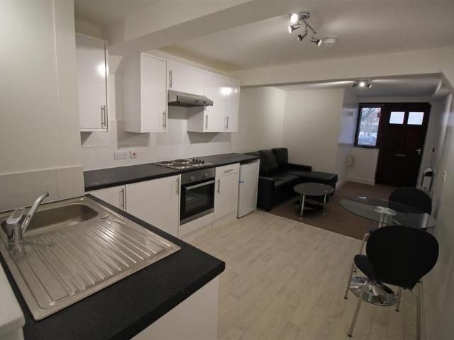 Apartment for rent in St. Mildred's, The Bridge