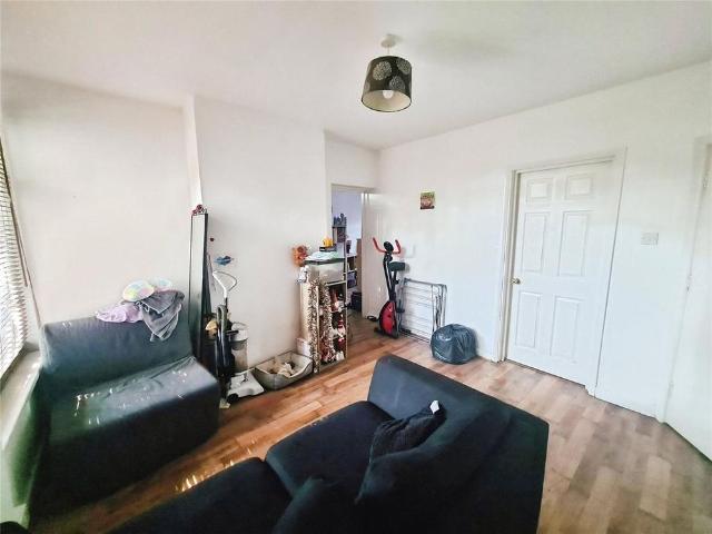 Apartment for rent in Shirley Park, City Of Southampton