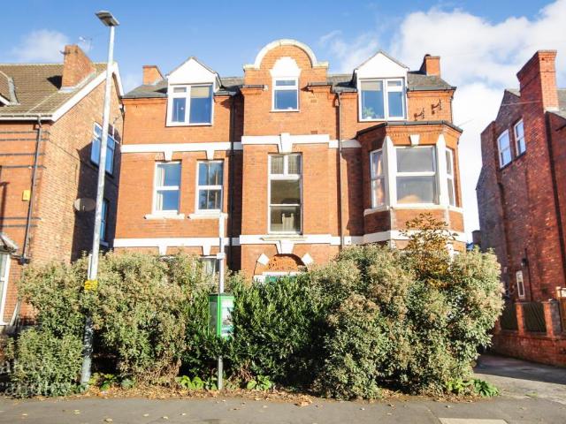 Flat for rent in Lady Bay, Barton In Fabis