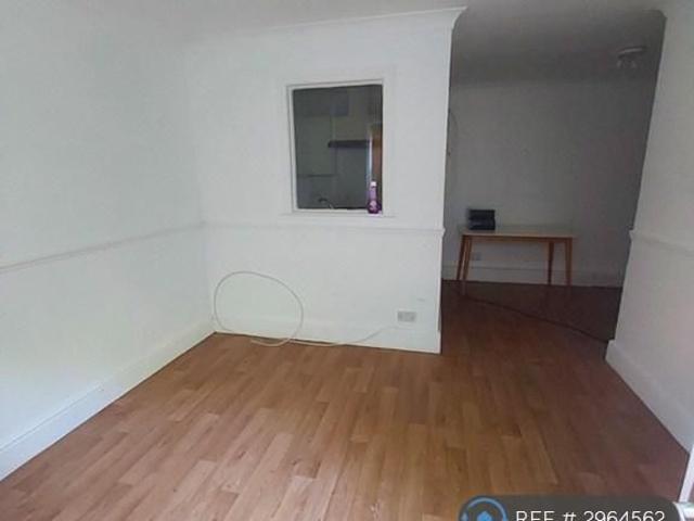 Apartment for rent in Slough