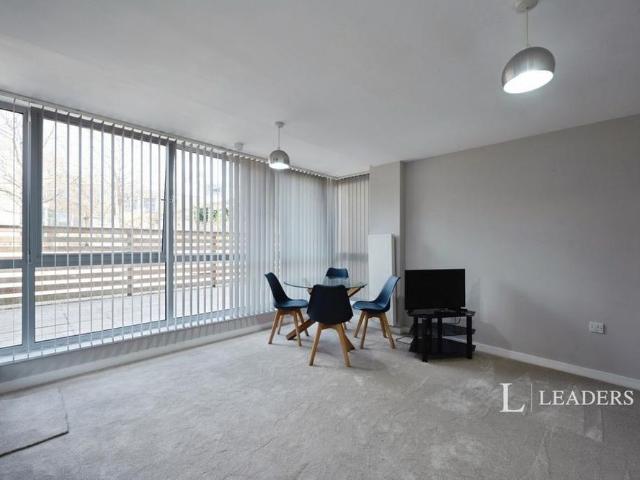 Apartment for rent in Portsea, Portsmouth