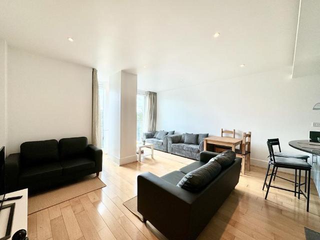 Apartment for rent in Putney, Greater London