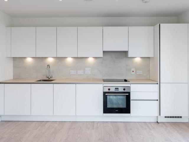 Flat for rent in Hayes, Greater London