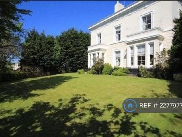 Flat for rent in Wavertree Green, Calderstones