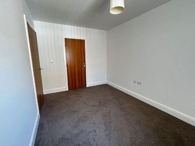 Apartment for rent in Pembrey and Burry Port Town, Wales