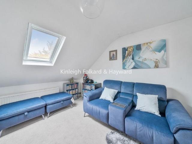 Apartment for rent in Grove Park, Greater London