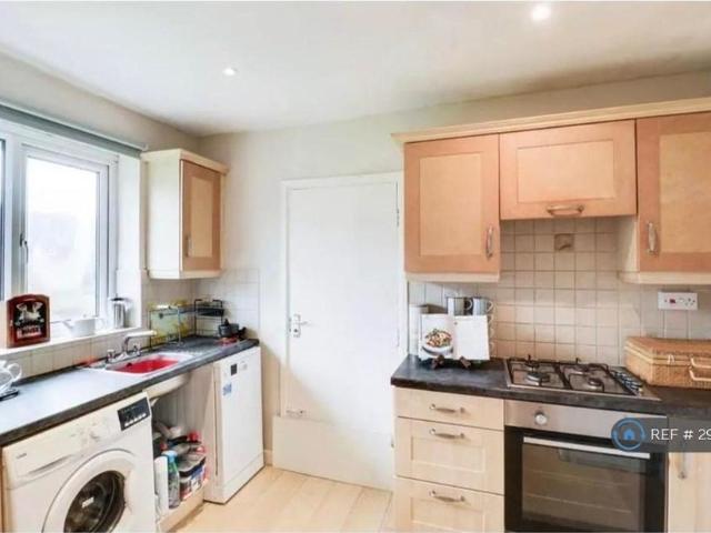 Apartment for rent in Cookridge, West Yorkshire