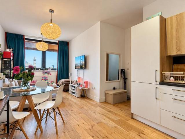 Apartment for rent in Barnet Vale, Greater London