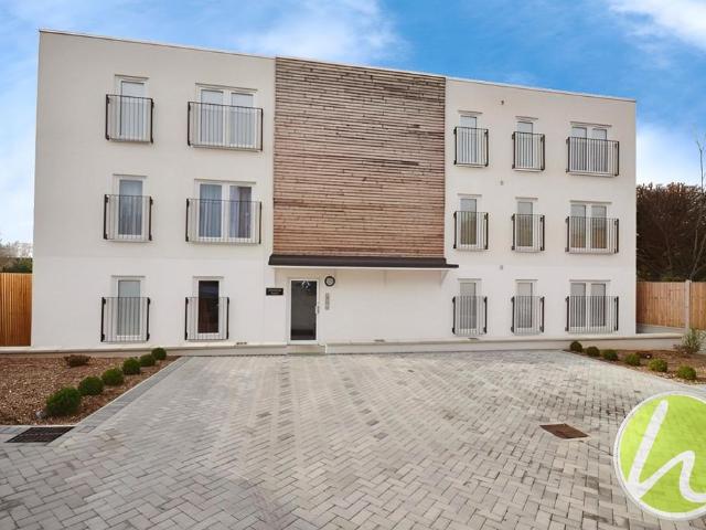 Flat for rent in Stanford-le-hope, Essex