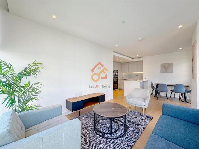Flat for rent in Isle Of Dogs, Greater London