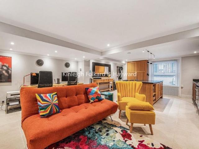 Apartment for rent in London Borough of Hounslow, Greater London