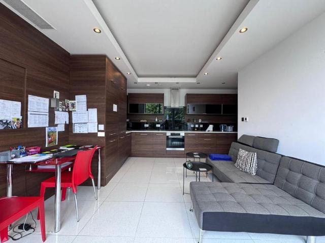 Apartment for rent in Wealdstone, Greater London