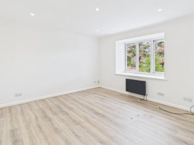 Apartment for rent in Burnham, Slough
