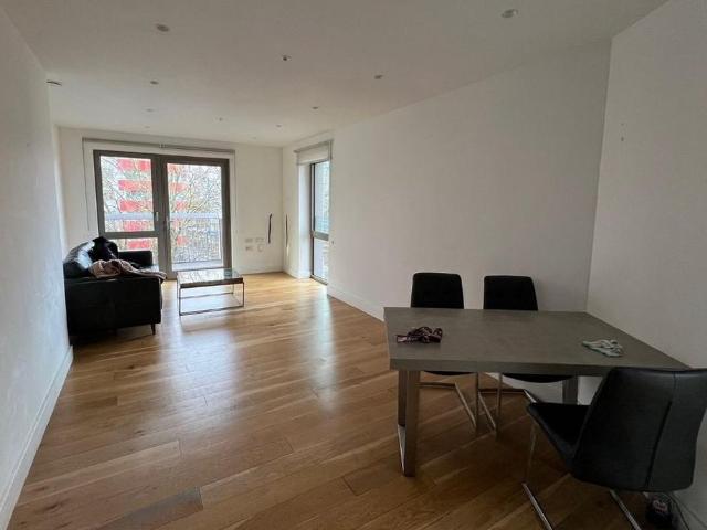 Apartment for rent in London Borough of Newham, Greater London