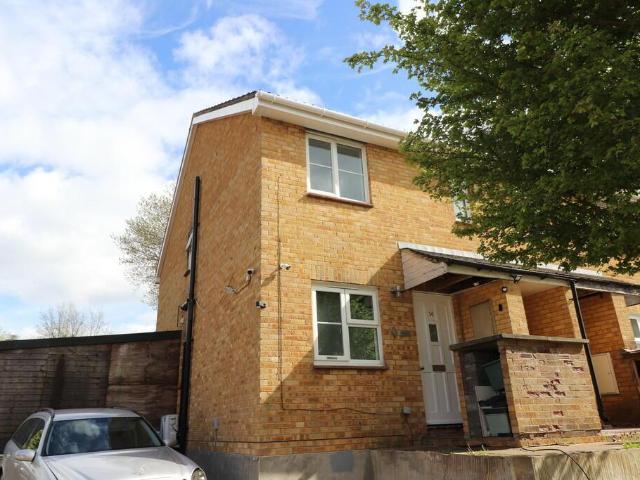 Flat for rent in Sherwood, Sandown Park