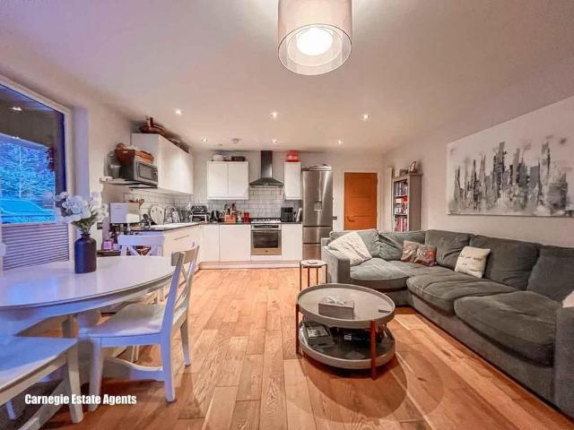 Apartment for rent in Oaklands, Fretherne