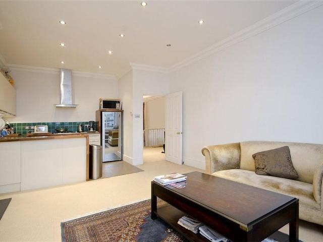 Apartment for rent in South Hackney, Greater London