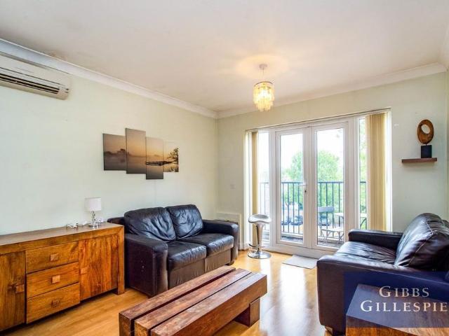 Apartment for rent in Batchworth