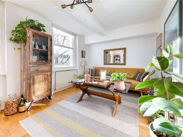 Apartment for rent in Shacklewell, Greater London