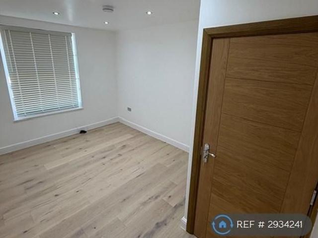 Apartment for rent in West Hackney, Greater London