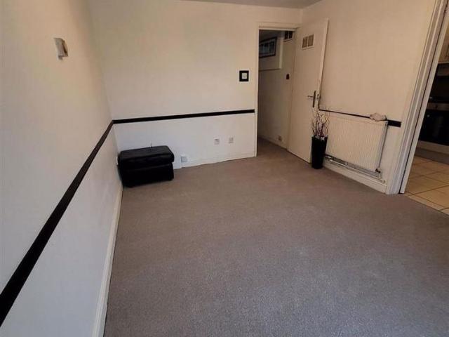 Apartment for rent in Elstree and Borehamwood, Borehamwood
