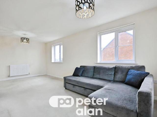 Apartment for rent in Somerton, Newport