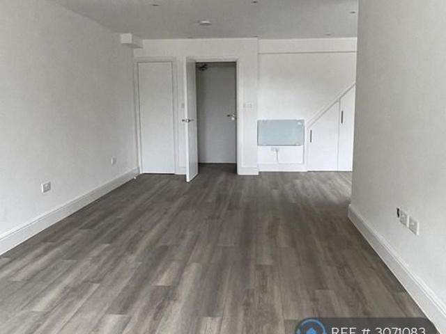 Apartment for rent in London Borough of Bromley, Greater London