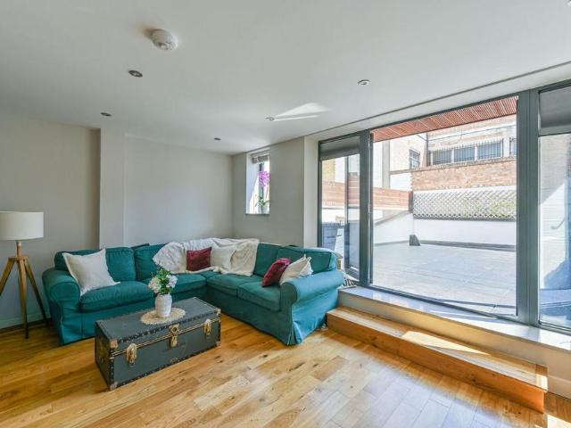 Apartment for rent in Tooting Graveney, Greater London