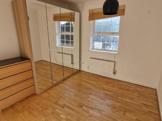 Apartment for rent in Penarth Marina, Penarth