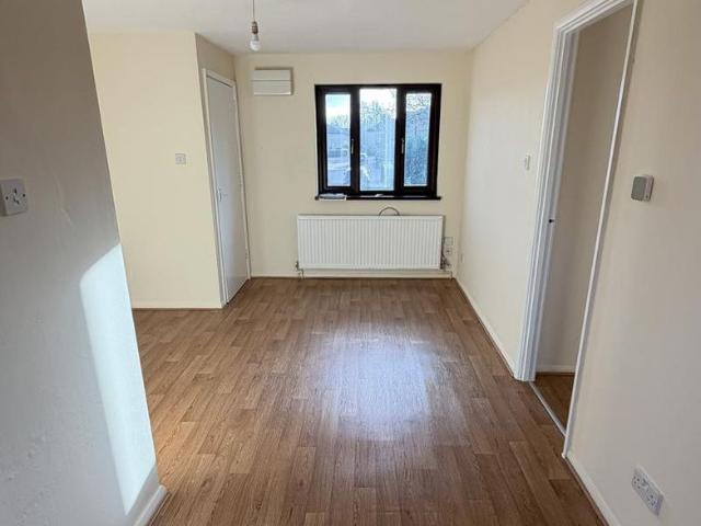 Apartment for rent in Shenley Lodge, Milton Keynes