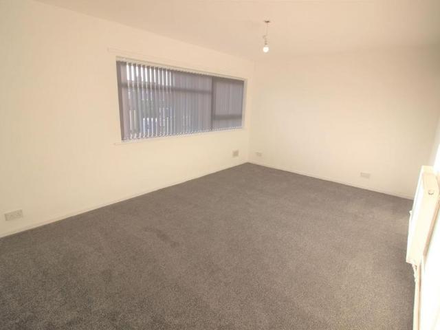 Apartment for rent in Charlesworth, East Midlands