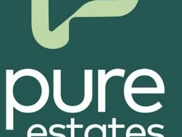 Flat for rent in Hale End, Greater London