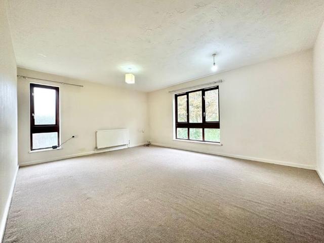 Apartment for rent in Shenley Brook End, Milton Keynes