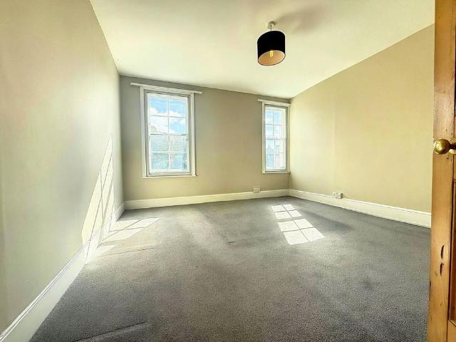 Apartment for rent in Chiddingly, Cross In Hand