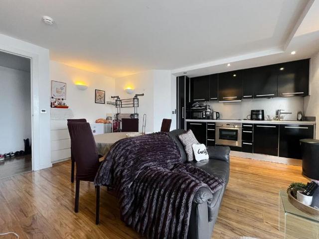 Apartment for rent in Holbeck, West Yorkshire