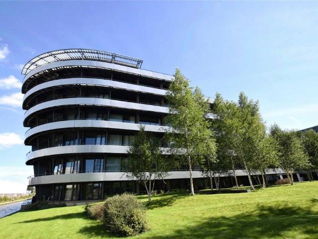 Flat for rent in Broadheath, Trafford Park