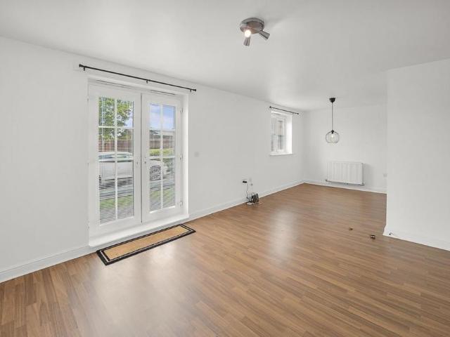 Apartment for rent in Burtonwood and Westbrook, Warrington